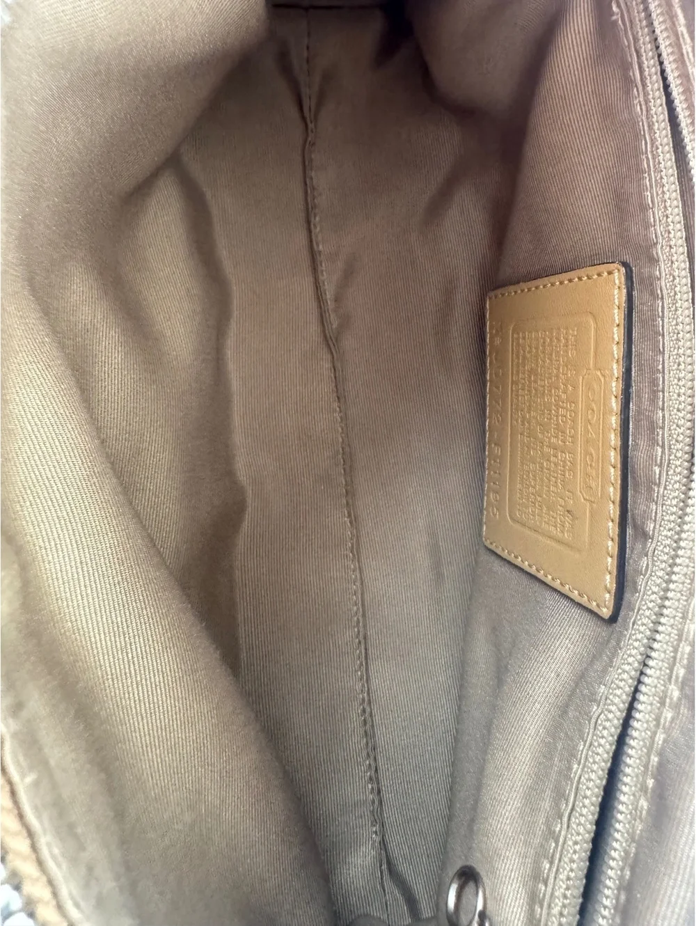 Coach Vintage Y2K Hamptons Soho Demi Tan Leather Bag F11195